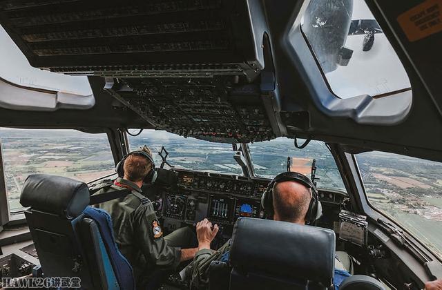 九游彩票 -德国杯赛程吃紧;托特纳姆转会期复出首秀;压力陡增;更衣室氛围转暖